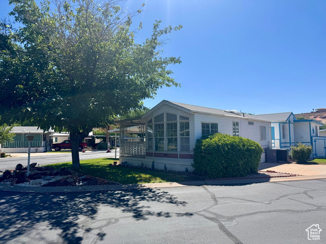 Photo 2 for MLS #2101631 at 1160 E Telegraph St #59