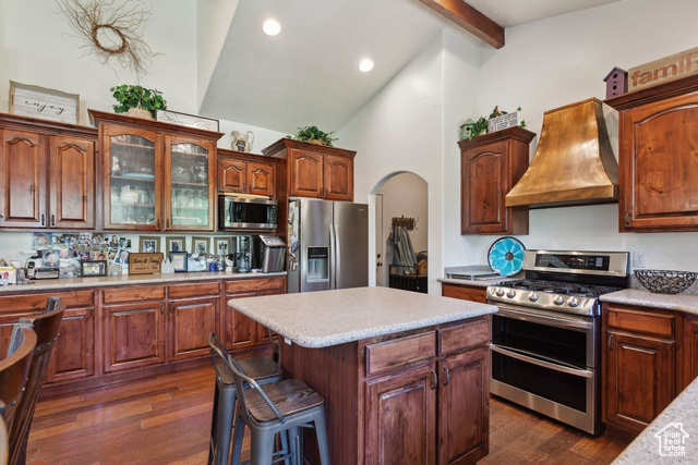 Photo 9 for MLS #2101643 at 969 S View Crest Ln