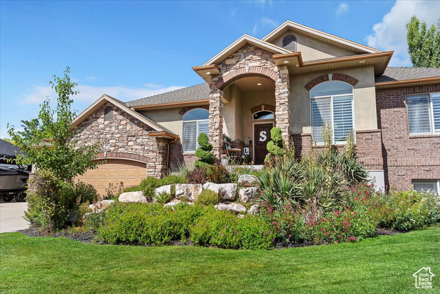 Photo 2 for MLS #2101643 at 969 S View Crest Ln