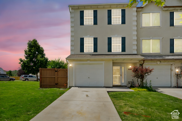 Photo 3 for MLS #2101668 at 450 W Argyll Ct