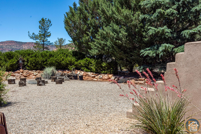 Photo 40 for MLS #2101669 at 199 N Gunsmoke Pass