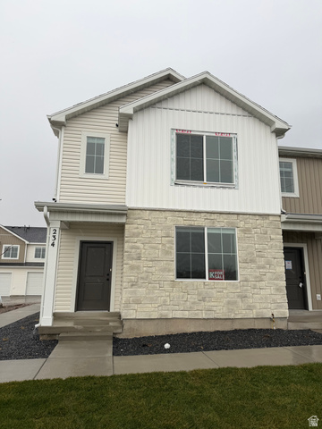 234 W 690 N
                     MLS #2101674