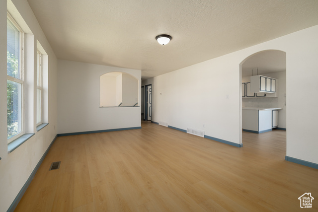 Photo 6 for MLS #2101678 at 193 S Nye St