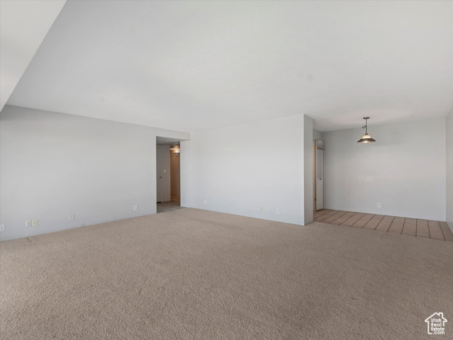 Photo 9 for MLS #2101705 at 875 S Donner Way #1402