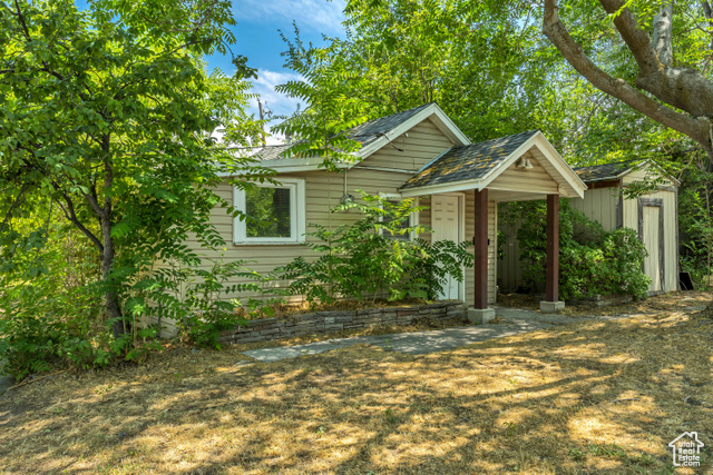 Photo 11 for MLS #2101719 at 1075 S Jeremy St