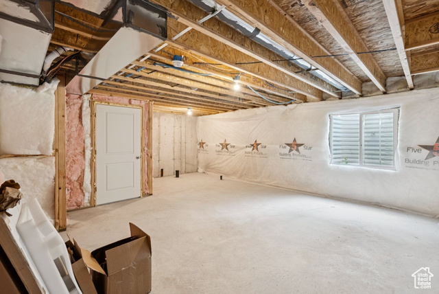 Photo 27 for MLS #2101776 at 364 N Navigator Ct
