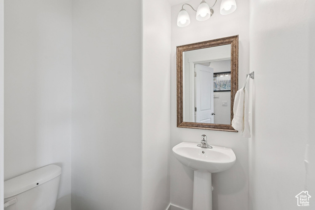 Photo 14 for MLS #2101776 at 364 N Navigator Ct