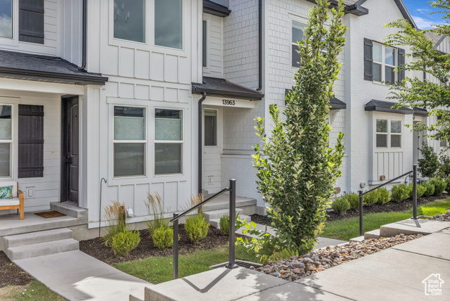 Photo 4 for MLS #2101778 at 13963 S Wide Ridge Way