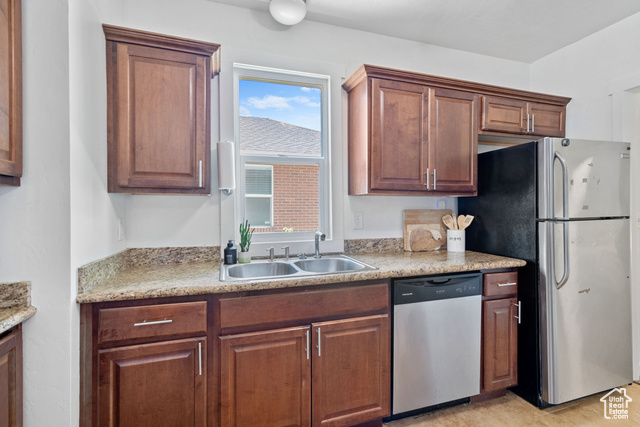 Photo 8 for MLS #2101779 at 814 S Lake St