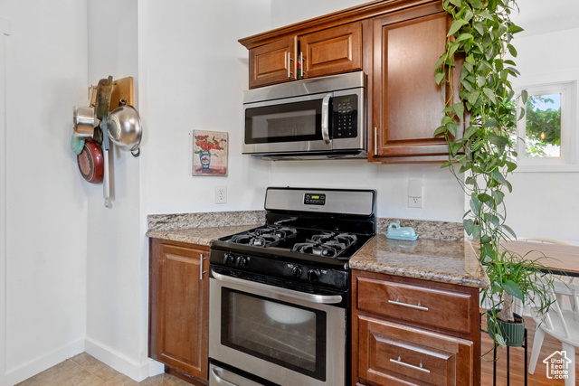 Photo 9 for MLS #2101779 at 814 S Lake St