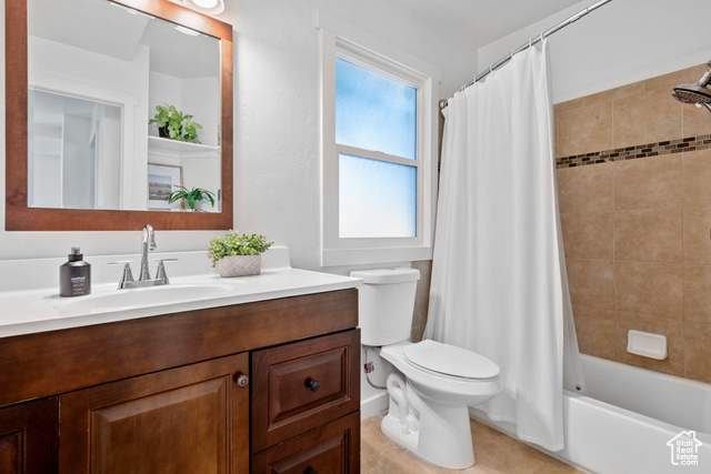 Photo 13 for MLS #2101779 at 814 S Lake St