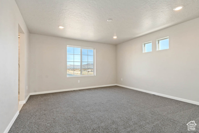 Photo 11 for MLS #2101780 at 254 N Broadway Dr #1030