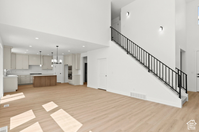 Photo 3 for MLS #2101786 at 1534 N 750 West #16
