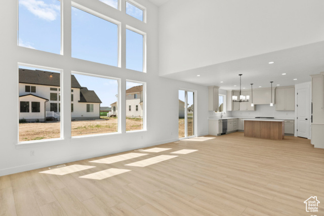 Photo 4 for MLS #2101786 at 1534 N 750 West #16
