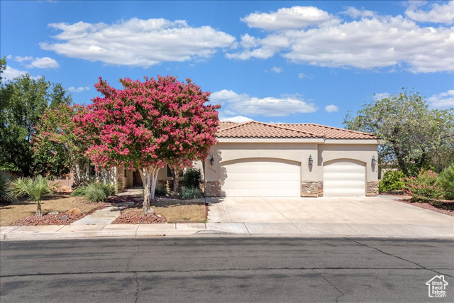 1592 N PARKSTONE RD, Washington UT 84780