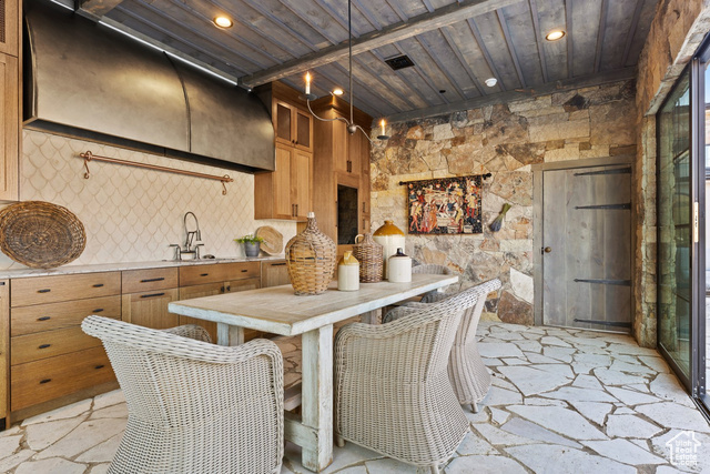 Photo 44 for MLS #2101797 at 560 Vineyard Ln