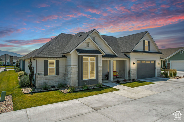 Photo 28 for MLS #2101798 at 1252 S Johnnys Dr