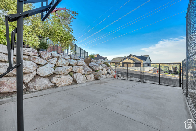 Photo 17 for MLS #2101802 at 295 W 5650 South