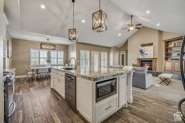 Photo 3 for MLS #2101802 at 295 W 5650 South