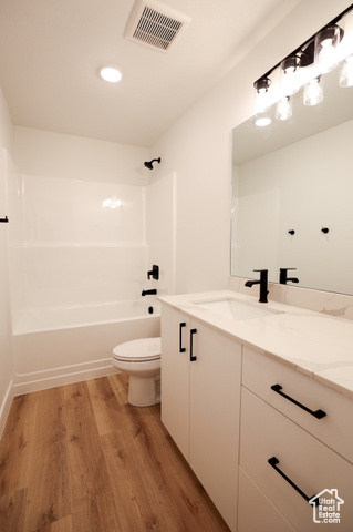 Photo 22 for MLS #2101810 at 577 N 300 West