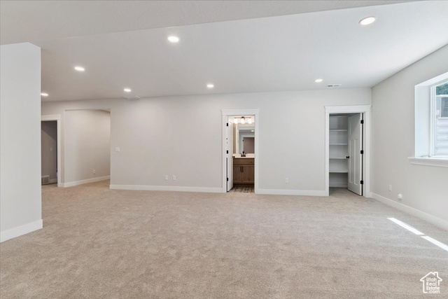 Photo 38 for MLS #2101816 at 21 N 100 West #3