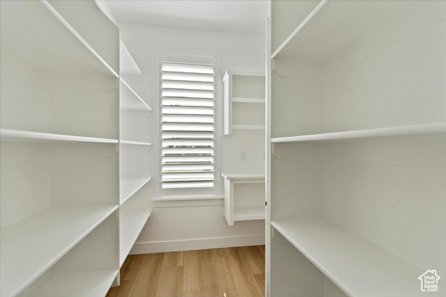 Photo 15 for MLS #2101816 at 21 N 100 West #3