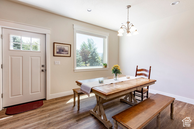 Photo 6 for MLS #2101826 at 415 Earl St