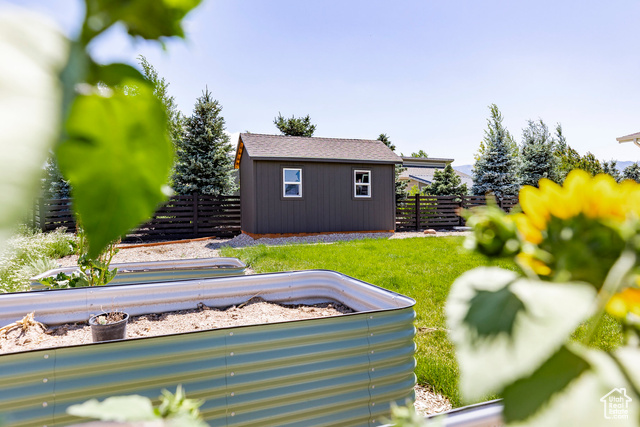 Photo 22 for MLS #2101826 at 415 Earl St