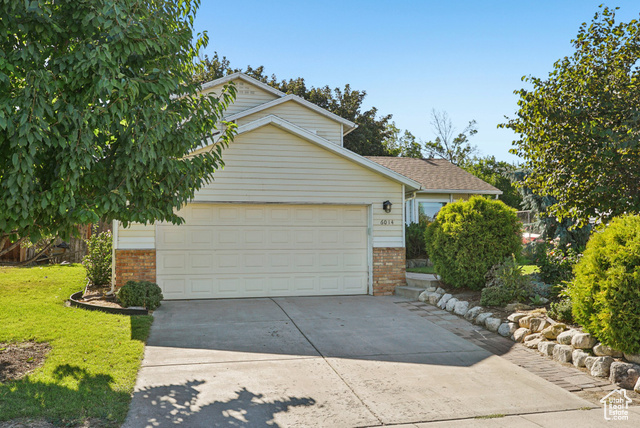 6014 S PARK WOOD DR, Salt Lake City UT 84118
