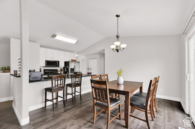 Photo 11 for MLS #2101833 at 422 E 800 North