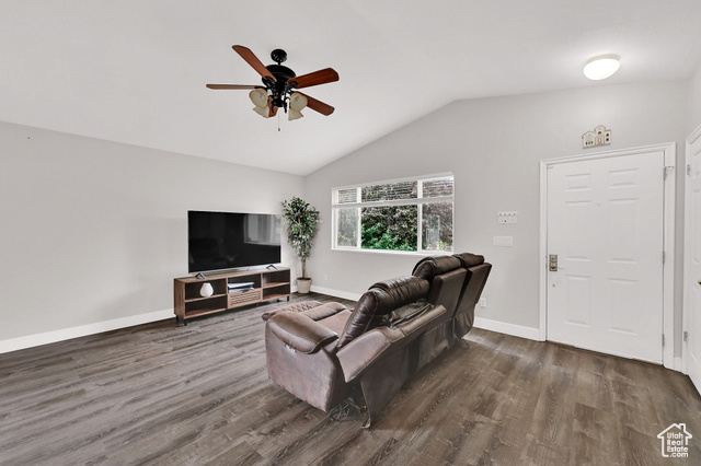 Photo 9 for MLS #2101833 at 422 E 800 North