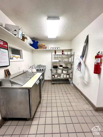 240 W Main St