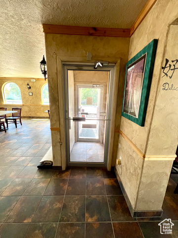 240 W Main St