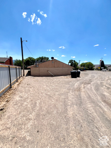 240 W Main St