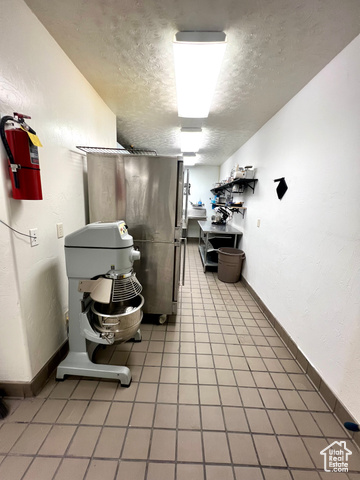 240 W Main St