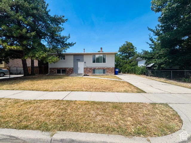 4584 S KNIGHTSBRIDGE RD, Taylorsville UT 84129