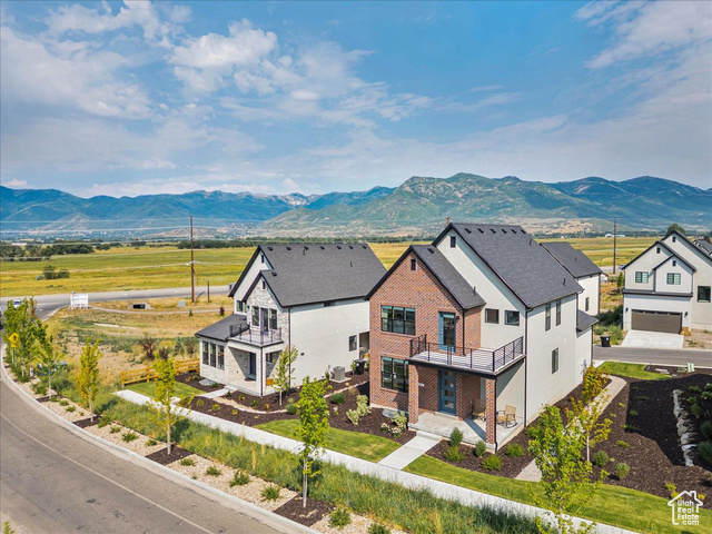 Photo 3 for MLS #2101851 at 1925 N Anderson Pass Loop