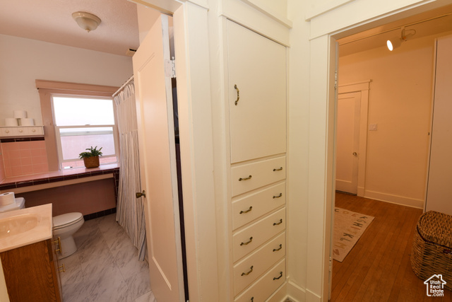 Photo 41 for MLS #2101865 at 2605 Van Buren Ave