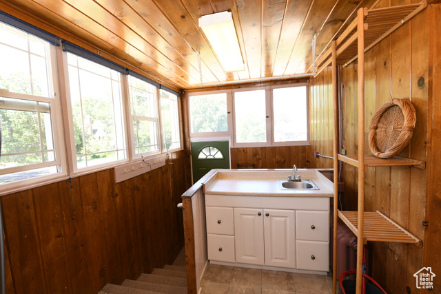 Photo 44 for MLS #2101865 at 2605 Van Buren Ave