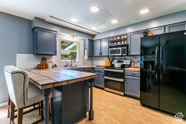 Photo 8 for MLS #2101875 at 2063 W Chateau Ave