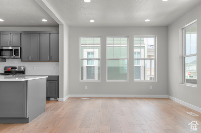 Photo 10 for MLS #2101885 at 11174 S Fordman Way
