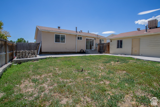 Photo 35 for MLS #2101902 at 5032 W Highwood Dr
