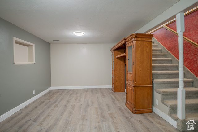 Photo 21 for MLS #2101902 at 5032 W Highwood Dr