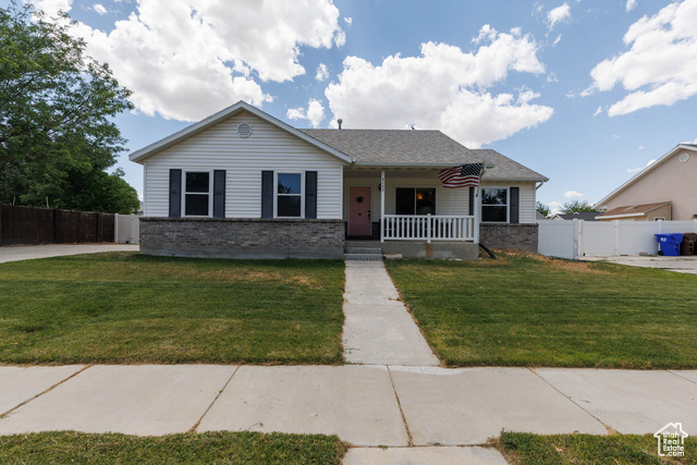 2142 E FALL ST, Eagle Mountain UT 84005