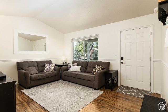 Photo 5 for MLS #2101906 at 2142 E Fall St