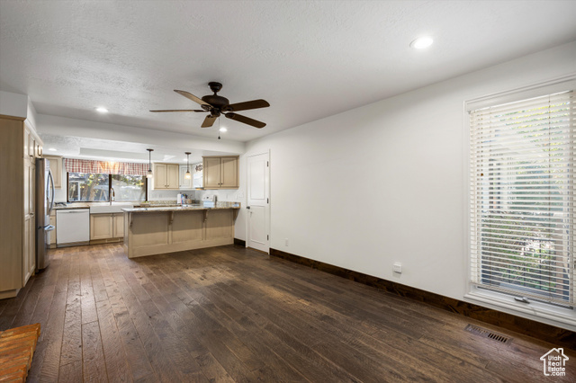 Photo 10 for MLS #2101914 at 1840 E Navajo