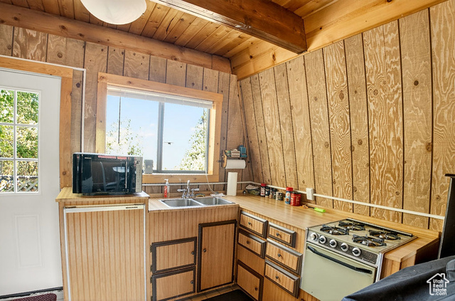Photo 4 for MLS #2101918 at 11904 Bugaboo Trl