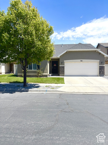930 N REDBRIDGE DR, North Salt Lake UT 84054