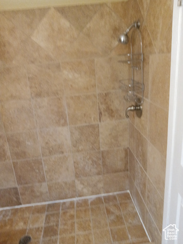 Photo 9 for MLS #2101936 at 3430 N Brookside Dr