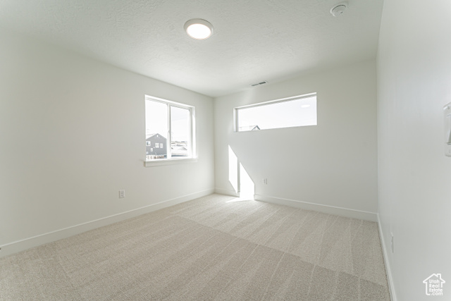 Photo 12 for MLS #2101943 at 956 N Banner Dr #620